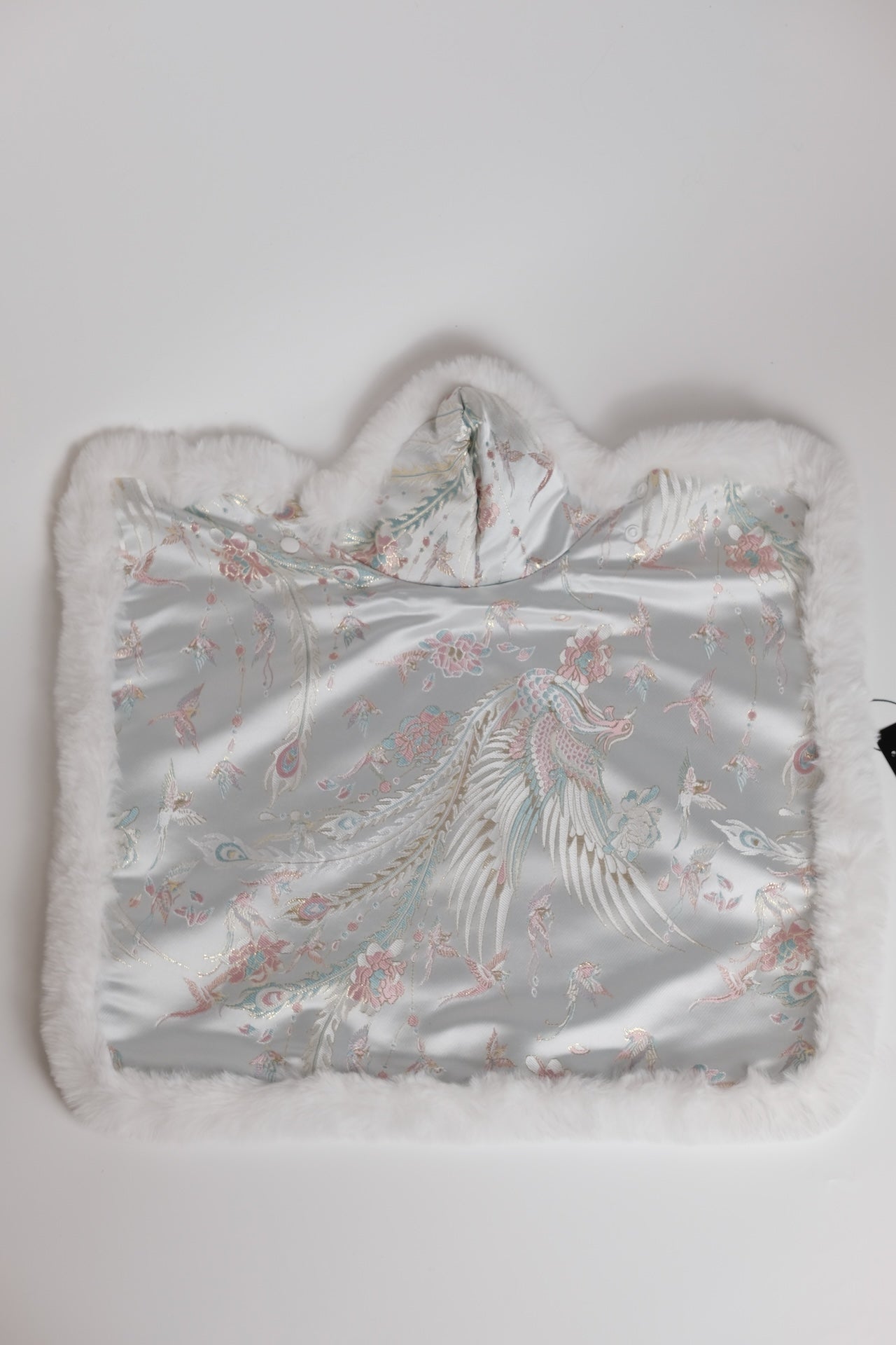 煙青鳳影·披風