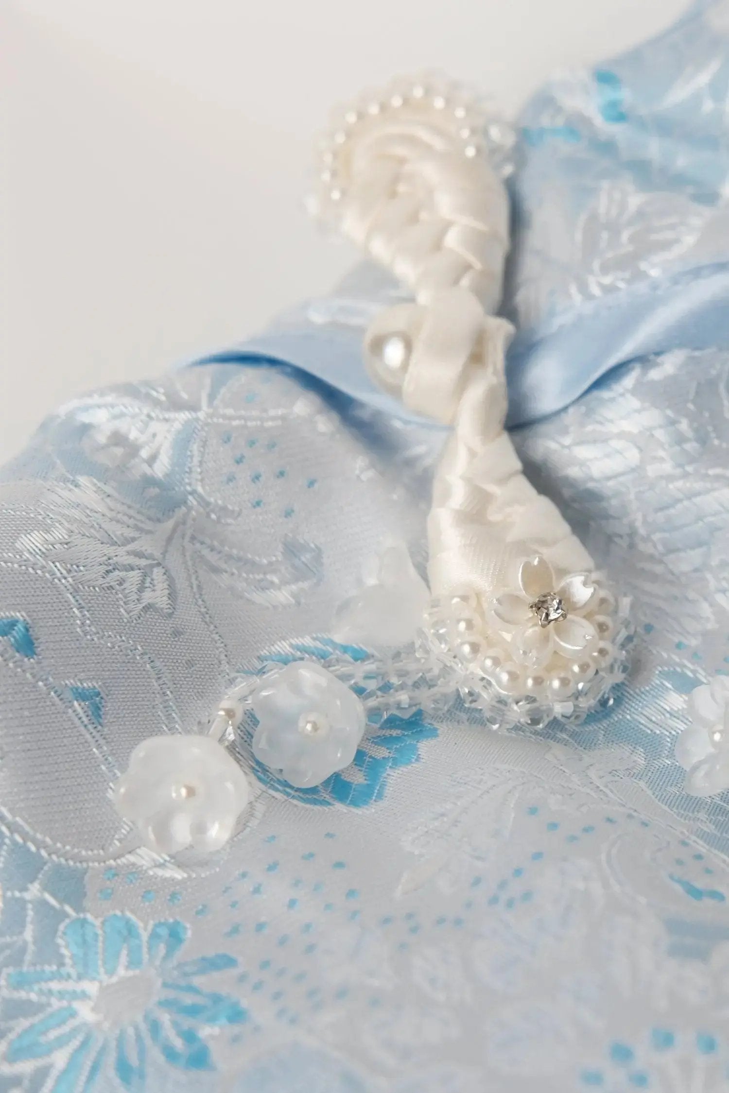 （預售）月華泠 ．新東方藝術刺繡旗袍 (副本) Luna Nana