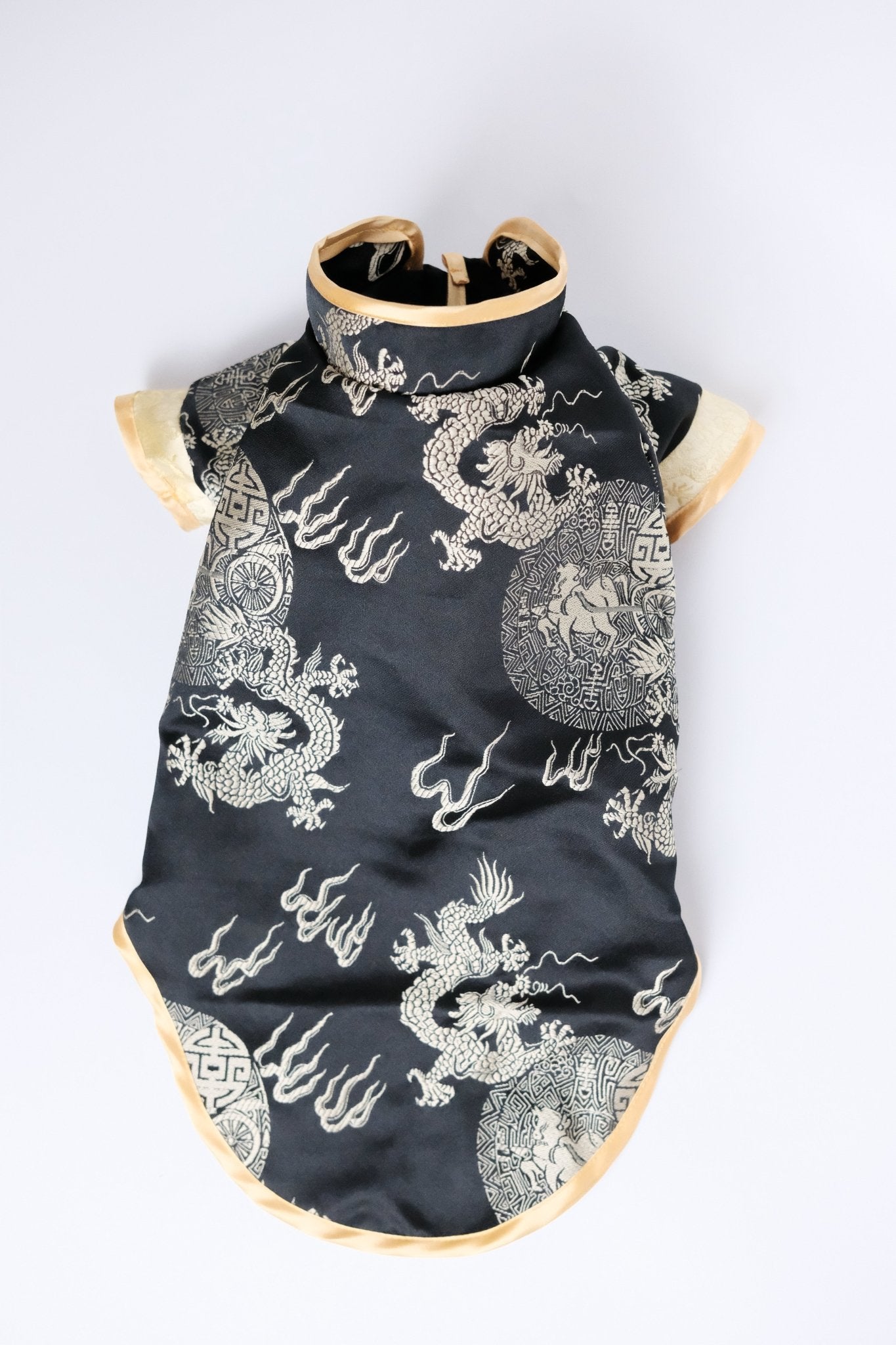 Obsidian Sky – Royal Magua for Dogs & Cats - Luna Nana